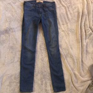 Hollister size 5L jeans